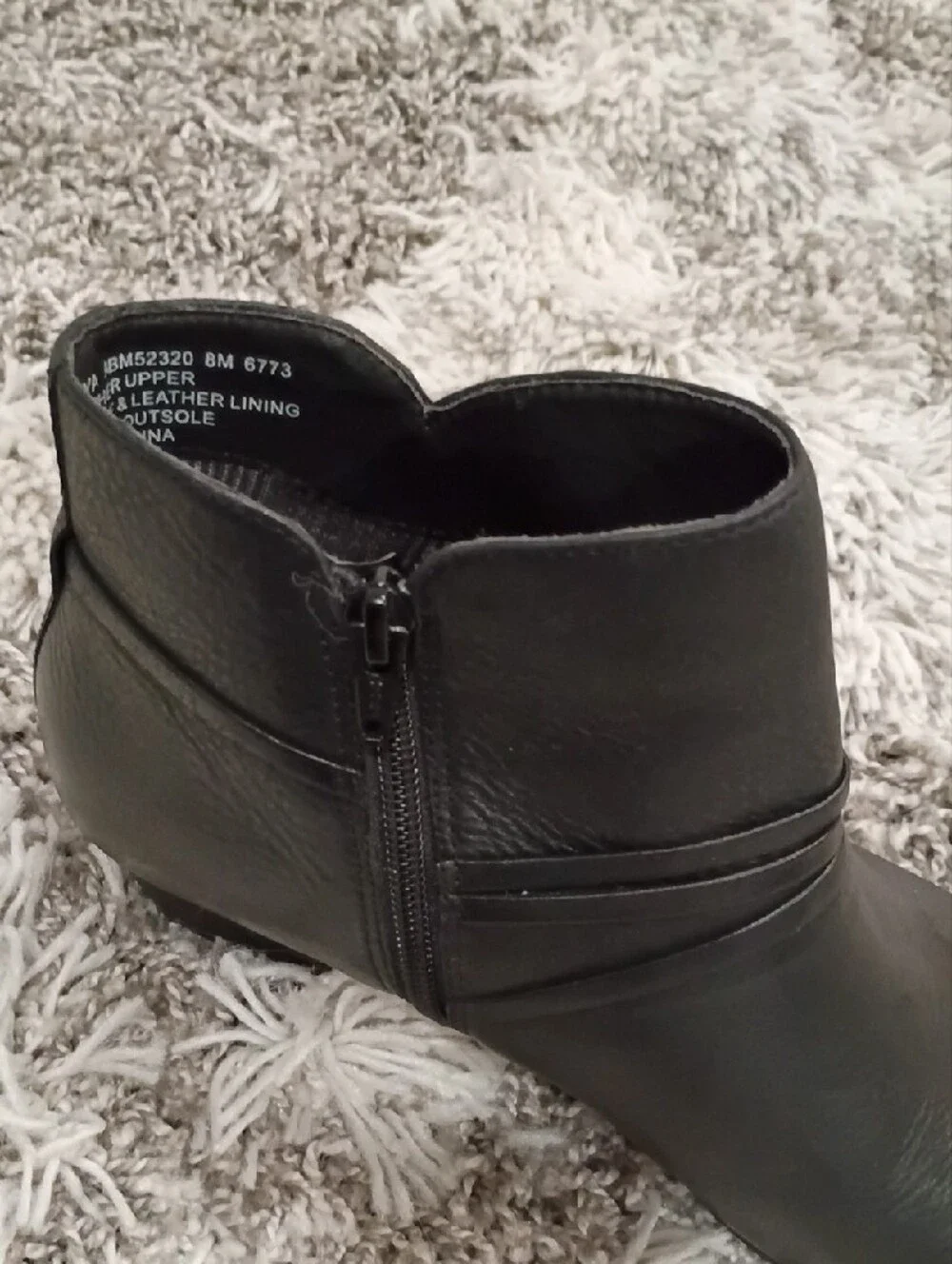 Abeo Black Chelsea-Style Ankle Booties